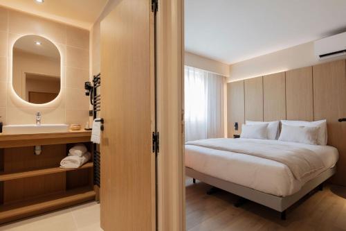 One Bedroom Apartment