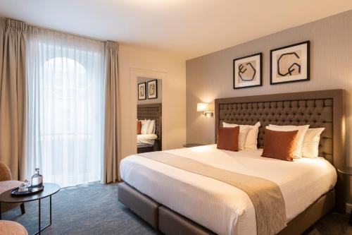 Double or Twin Room with Balcony