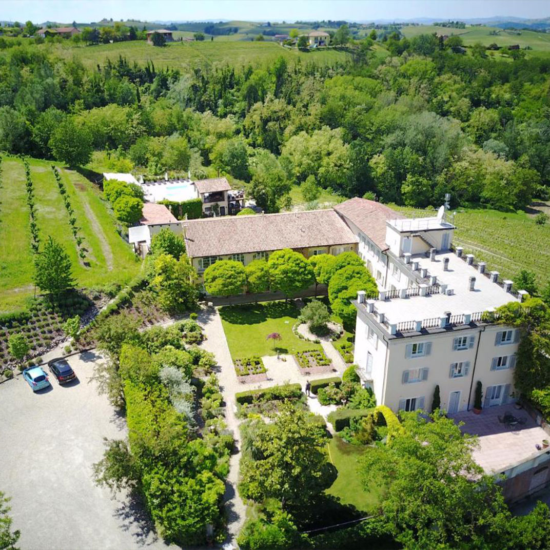 La Villa Hotel
