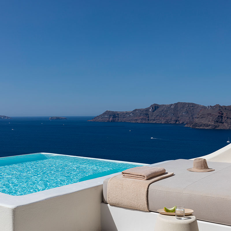 Infinity Pool Suite