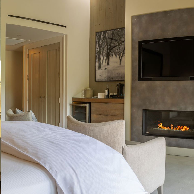 Vineyard King Suite