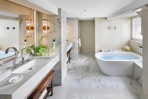Orsini Suite