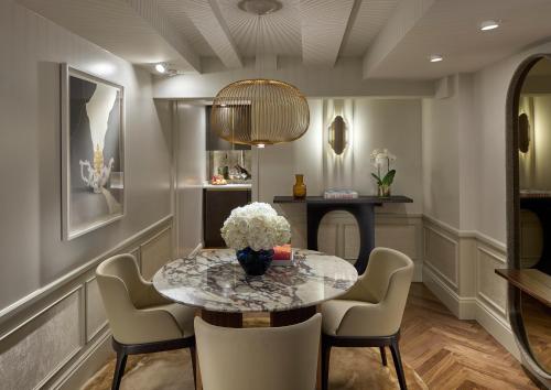 Orsini Suite