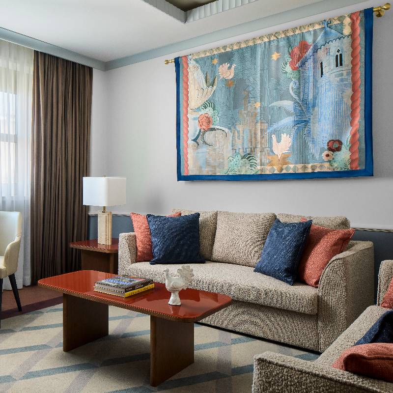 Executive Suite Signature King