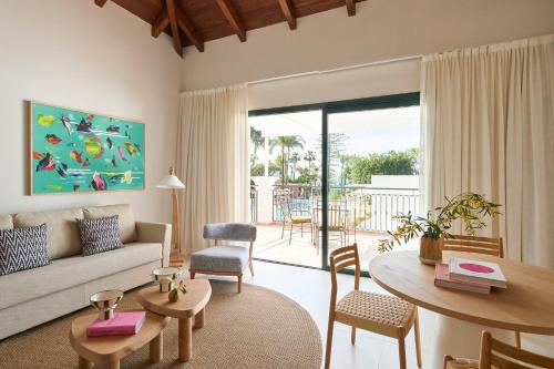King Studio Suite with Terrace