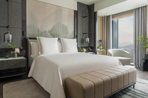 Hangzhou Suite