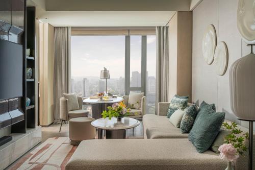 Hangzhou Suite