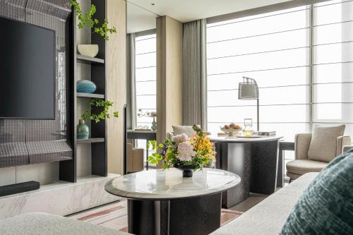 Hangzhou Suite