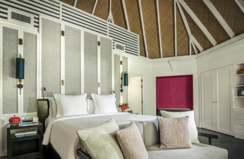 Two Bedroom Beach Pavilion With Pool - Room Rate inclusive of breakfast for 4 adults