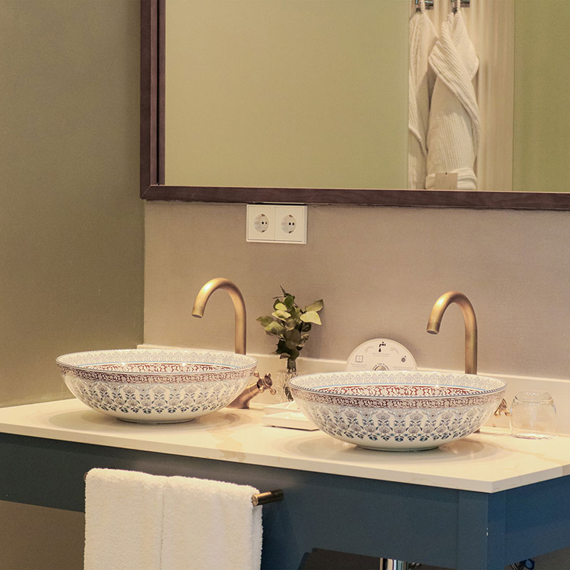 Privilege Room
