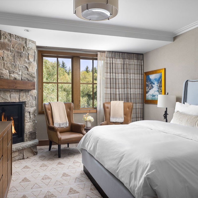 King Fireplace Room