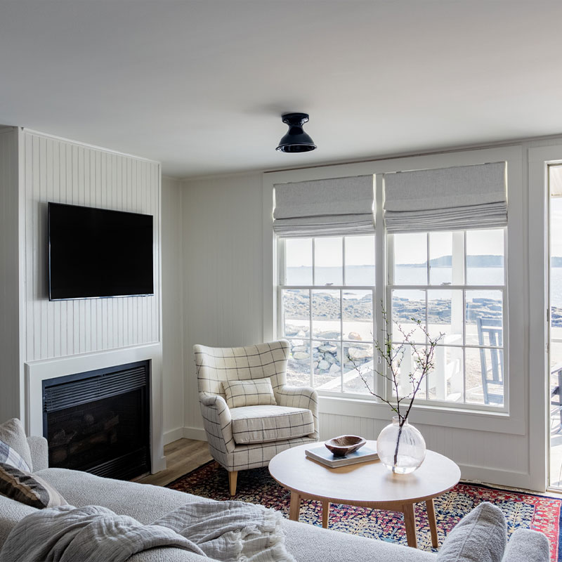 Sea Kist Oceanfront Cottage Suite