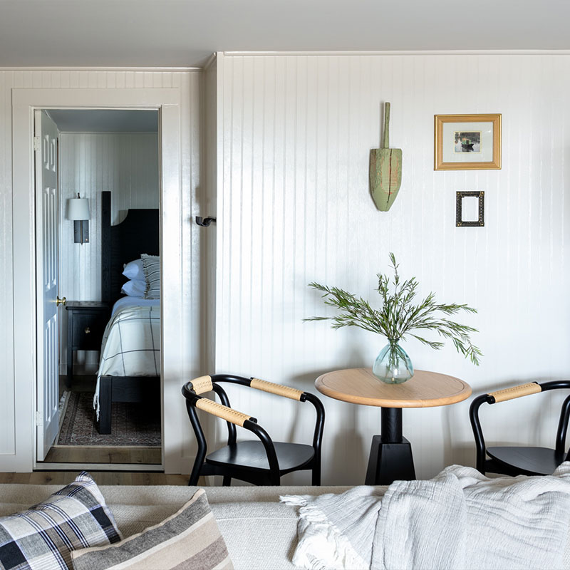 Sea Kist Oceanfront Cottage Suite