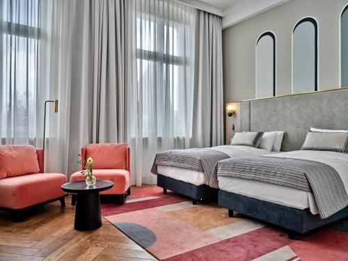 Standard Twin Room