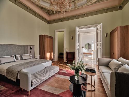 Deluxe Junior Suite