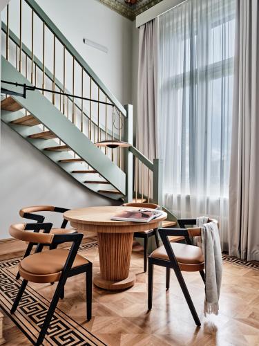 Duplex Suite