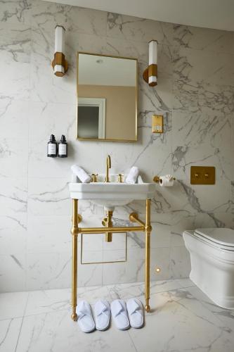 Cotswold Room