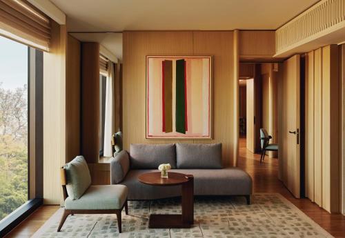 The Emory Park Suite