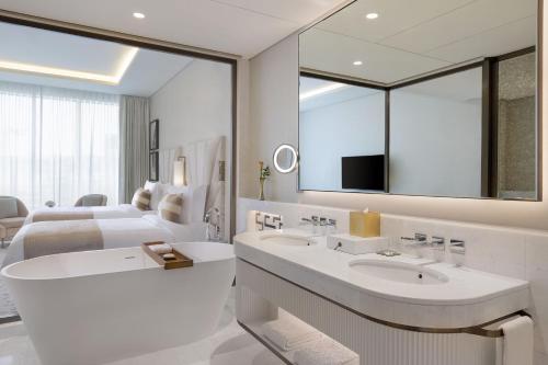 Deluxe Twin Room with City View, KYMA beach access, Signature St. Regis Butler Service