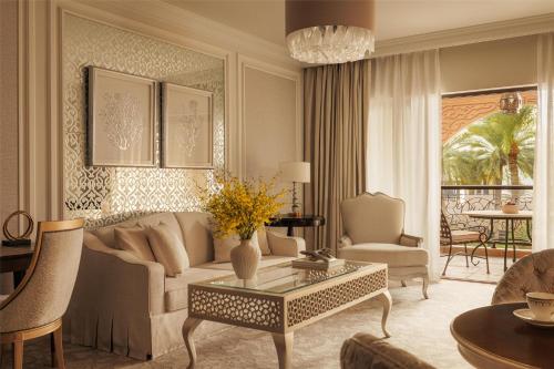 Arabian Court Two Bedroom Executive Suite - includes DRIFT Beach Club Access, Host Service, Waterpark Access