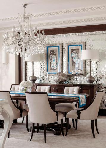 Palace Royal Suite - includes Host Service, Afternoon Tea, Evening Drinks, DRIFT Beach Club Access,Waterpark Access