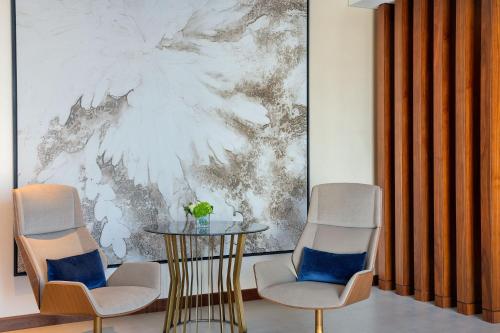 Deluxe King Suite with Downtown View including Signature St. Regis Butler Service