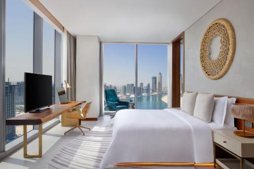 St Regis King Suite with Canal View  including Signature St. Regis Butler Service