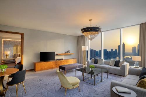 Signature King Suite with Canal View including Signature St. Regis Butler Service
