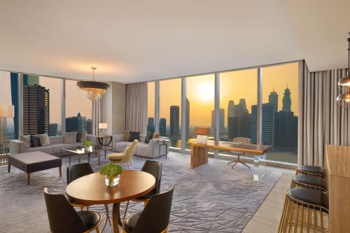 Signature King Suite with Canal View including Signature St. Regis Butler Service