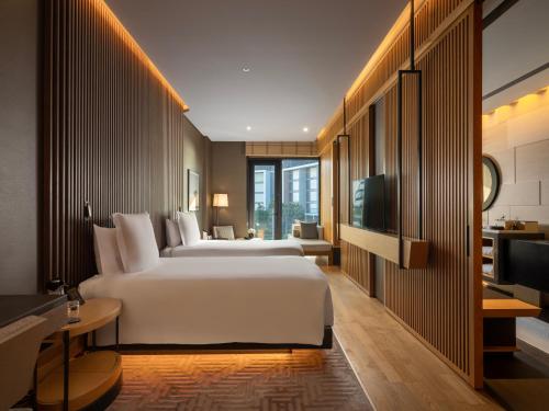 Bliss Room with Private Balcony