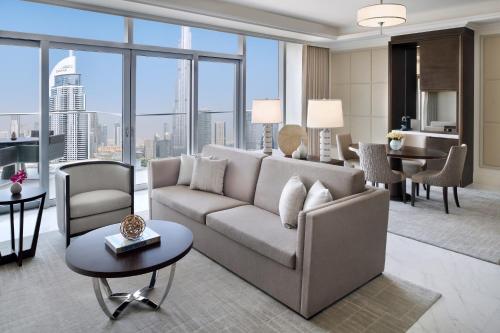 Executive Suite Burj Khalifa and  Fountain View – Lounge access  serving lunch, afternoon tea, and dinner   