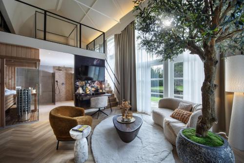 Suite with Sauna