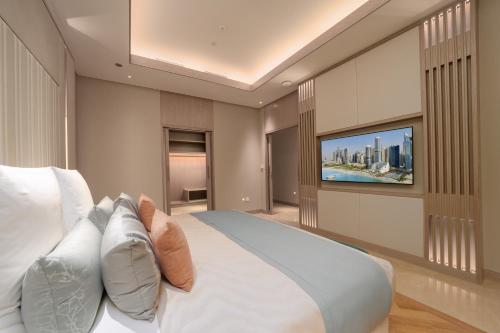  Luxe Spa Suite, Including New Year Gala Dinner & Party