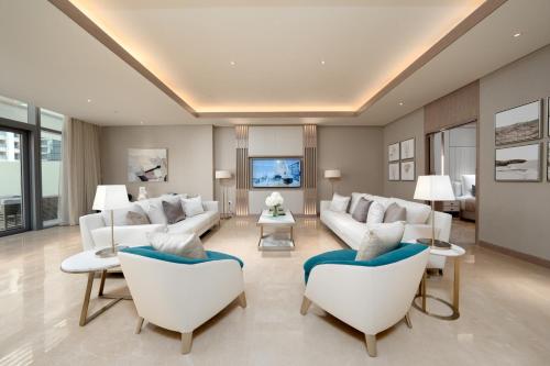  Luxe Spa Suite, Including New Year Gala Dinner & Party