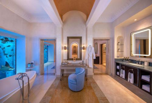 Poseidon Underwater Suite