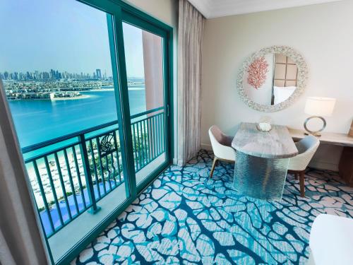 Palm Queen Room UAE Resident