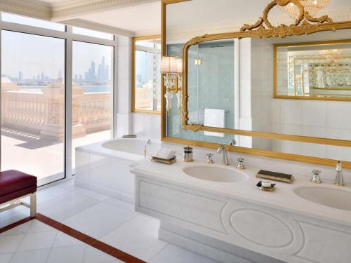 Premium Club Room with Terrace and Lounge Access