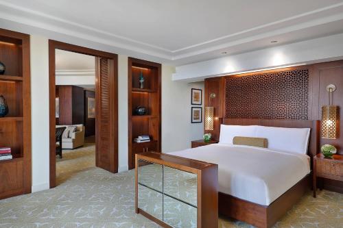 Ocean Club One Bedroom Suite, 1 King Bed, Club Lounge Access with 5 Culinary Presentations Including Breakfast and Free Flowing Beverages