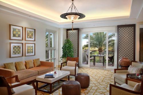 Royal Suite, 2 Bedroom Suite, Club Lounge Access with 5 Culinary Presentations Including Breakfast and Free Flowing Beverages