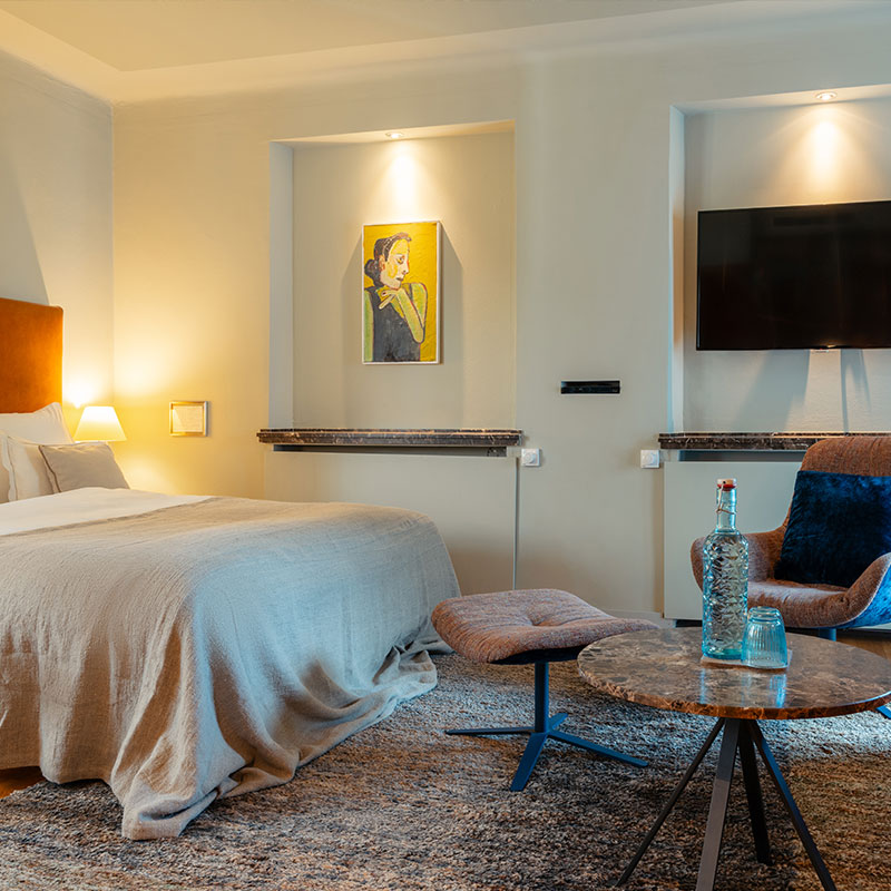 Superior Hotel