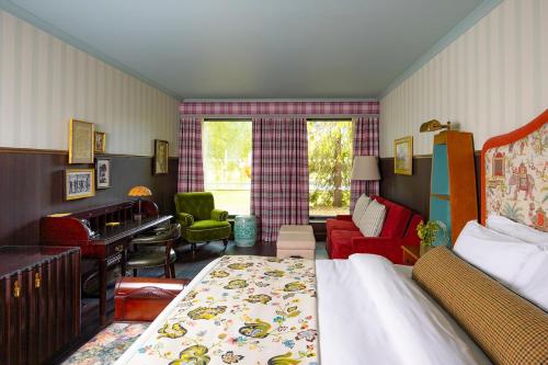 Graduate Premium King Room