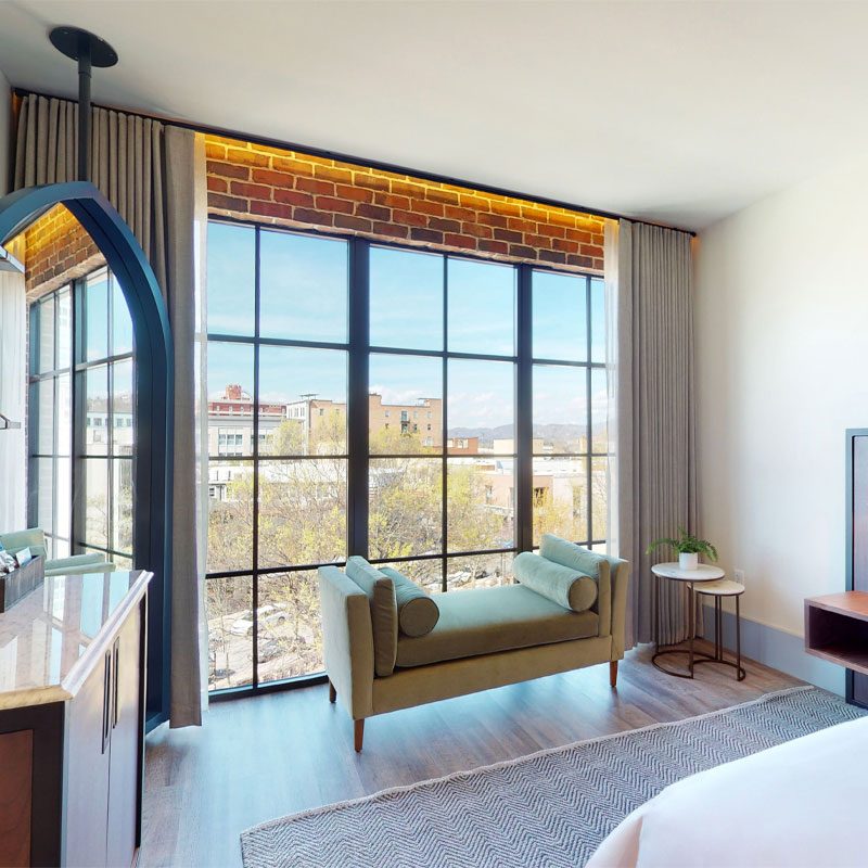 Studio King Suite