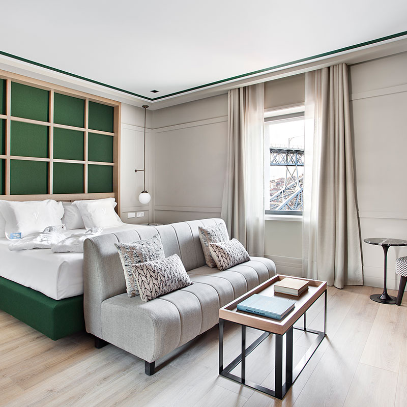 Deluxe Room with Views Triple