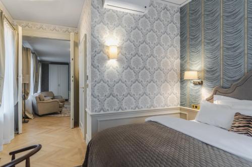Standard Double Suite