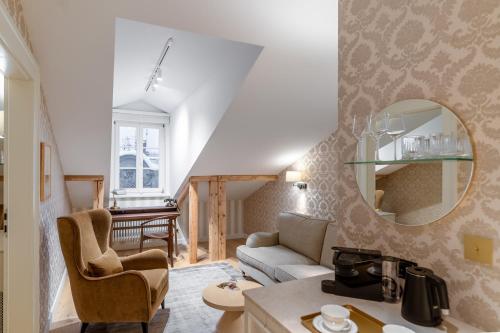 Standard Double Suite