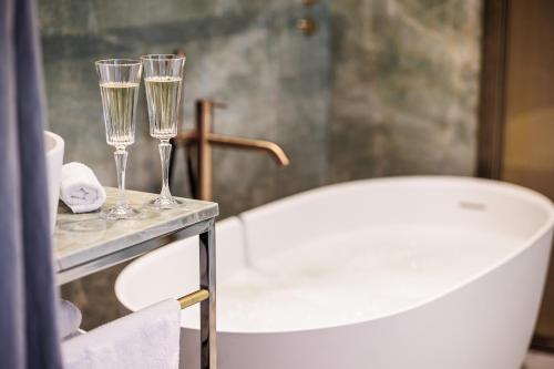 Presidential Apartment