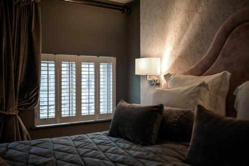 Prestige Room 