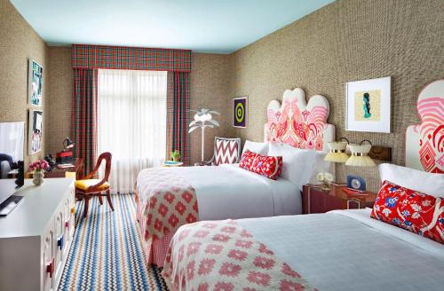 Graduate Queen Room with Two Queen Beds