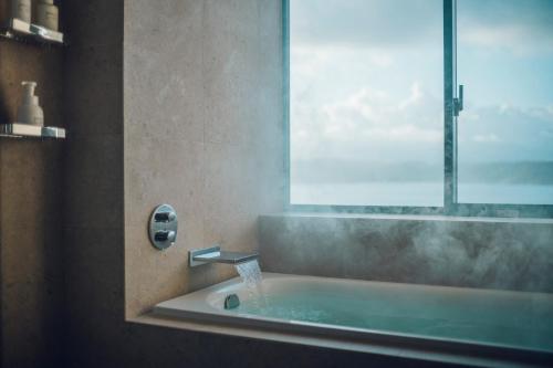 Twin room with sea view