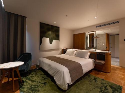 Premium King Room A